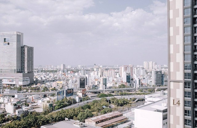 1 BR Premium, Free Pool&Gym, 5 minutes to Landmark 81