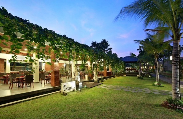 1 BR Suite Villa with a private pool, FREE return airport transfers