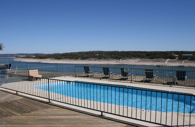 1 BR Waterfront Condo #104