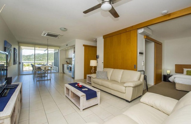 1 Bright Point Apartment 1401