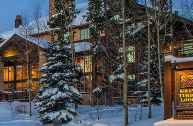 1 BRM luxury SKI-IN condo. Amenity rich resort. Avail for Spring Beak 3/29- 4/5