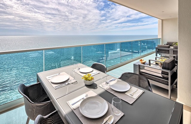 #1 sought-after Luxury 2B/2B -Encantame Towers: Best Views & Amply stocked