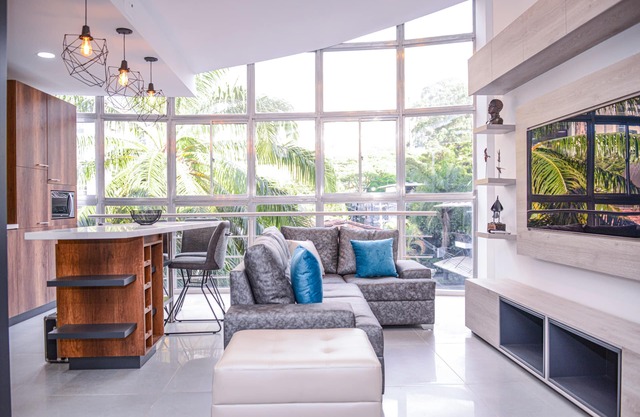 10 Bedroom Building Both Penthouses included inside Lleras