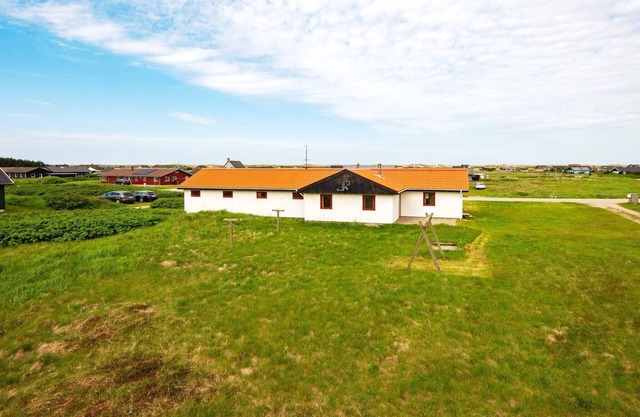 10 person holiday home in Harboøre-By Traum