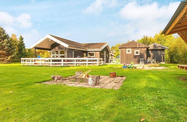 10 person holiday home in Ørsted