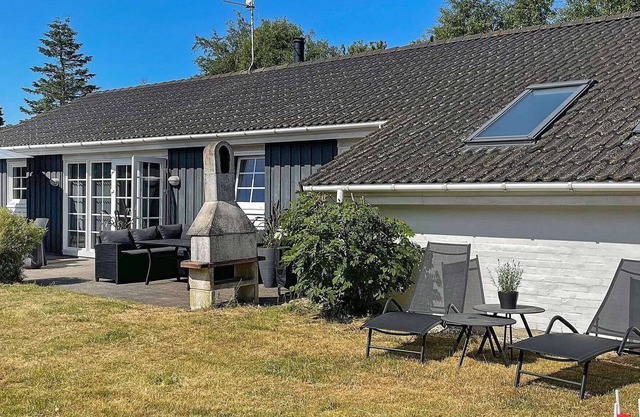 10 person holiday home in Ørsted