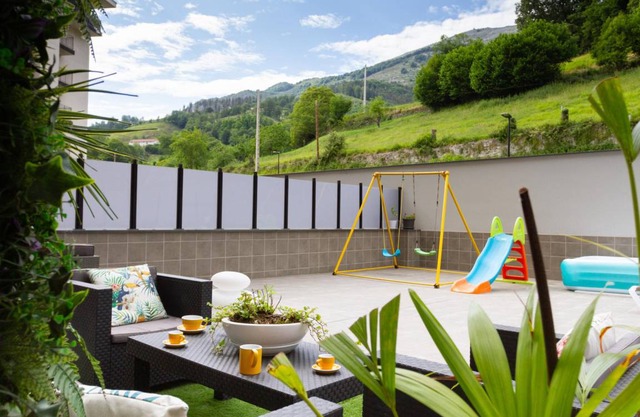 100 m² Apartment ∙ 3 bedrooms ∙ 6 guests