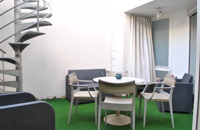 100 m² Apartment ∙ 3 bedrooms ∙ 6 guests