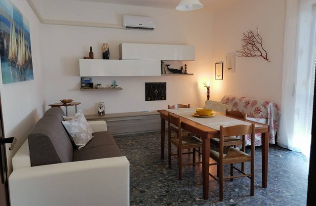 100 m² Apartment ∙ 2 bedrooms ∙ 6 guests