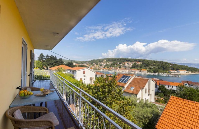 100 m² Apartment ∙ 3 bedrooms ∙ 6 guests