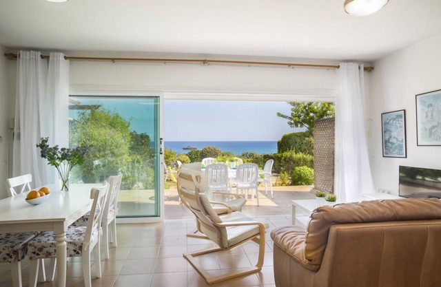 Sirina Lina Beachfront 