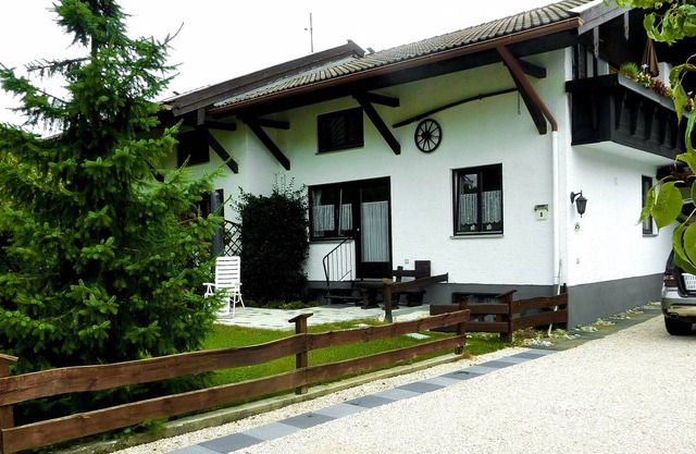 100 m² Apartment ∙ 3 bedrooms ∙ 6 guests
