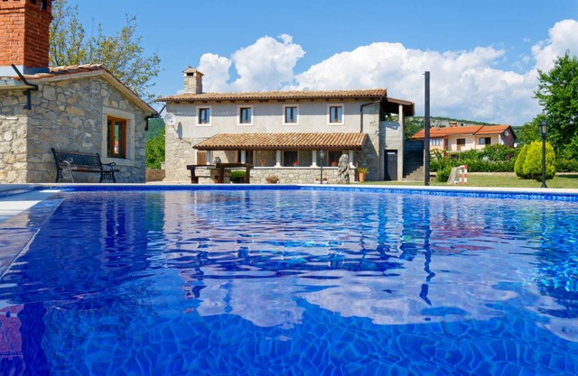 100 m² House ∙ 3 bedrooms ∙ 6 guests