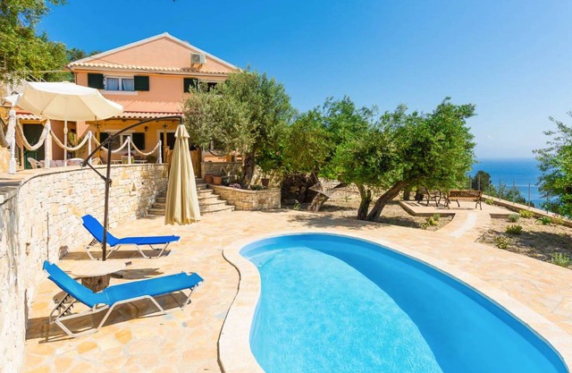 100 m² Villa ∙ 2 bedrooms ∙ 4 guests