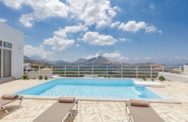 100 m² Villa ∙ 2 bedrooms ∙ 4 guests