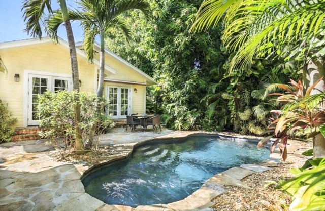 100 m² Villa ∙ 2 bedrooms ∙ 5 guests