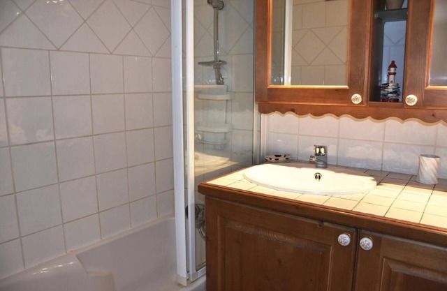 100m from ski slopes, terrace, tv, ski locker, 48m², Pralognan-la-Vanoise