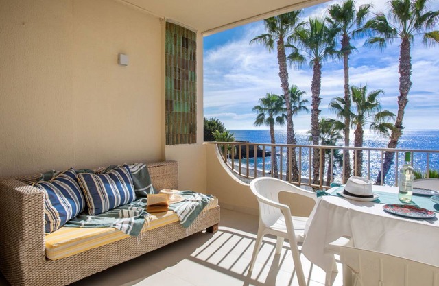 106 m² Apartment ∙ 2 bedrooms ∙ 4 guests