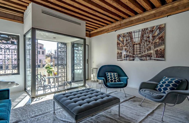106 m² Apartment ∙ 2 bedrooms ∙ 4 guests