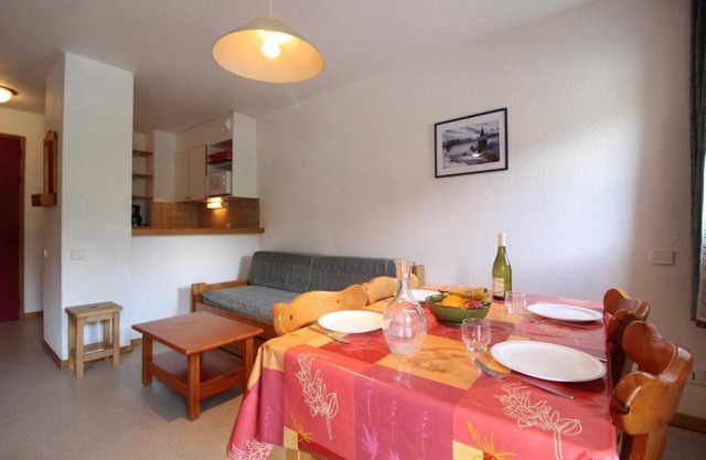 10m from ski slopes, 1st floor, view village, balcony, tv, ski locker, 27m², Termignon-la-Vanoise