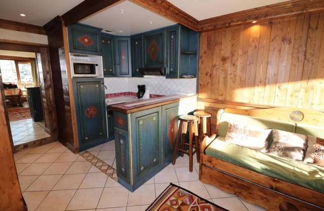 10th floor, view open, terrace, tv, ski locker, 65m², Tignes