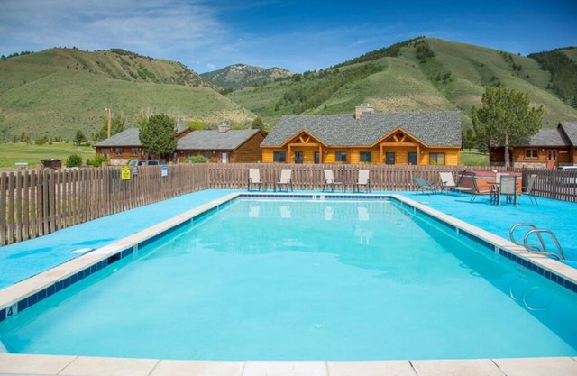 The Mountain Inn 