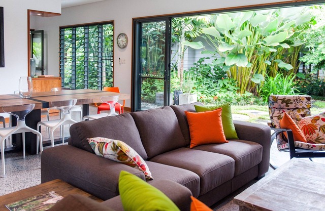 11 Sand Street - 5 Bedroom House by the Beach