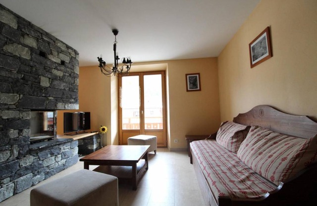 110 m² Apartment ∙ 3 bedrooms ∙ 10 guests