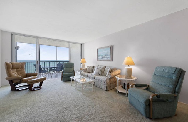 112 m² Condo ∙ 2 bedrooms ∙ 6 guests