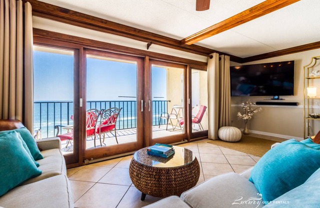 112 m² Condo ∙ 3 bedrooms ∙ 8 guests
