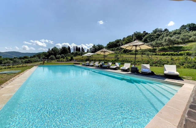 1180 m² Apartment ∙ 18 bedrooms ∙ 37 guests