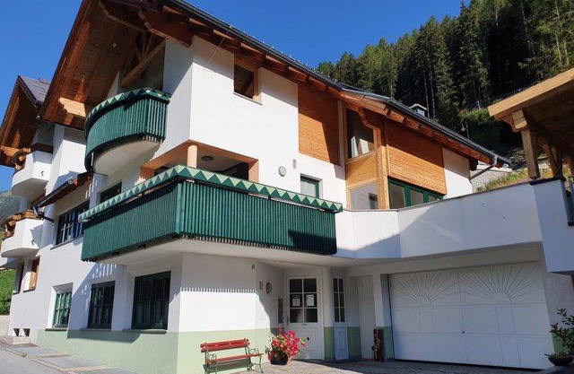 120 m² Apartment ∙ 3 bedrooms ∙ 7 guests