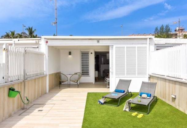 1240 ft² Bungalow