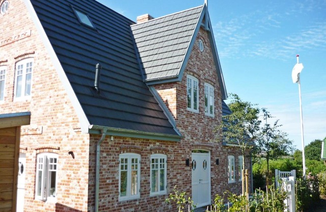 1300 Haus 17