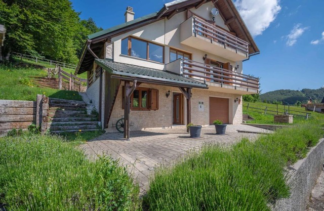 140 m² Accommodation ∙ 3 bedrooms ∙ 4 guests