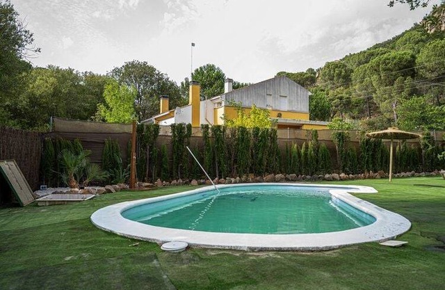 140 m² Apartment ∙ 3 bedrooms ∙ 4 guests