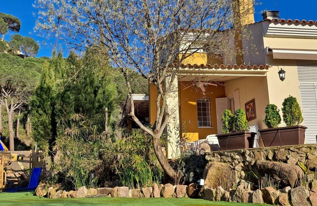 140 m² Apartment ∙ 3 bedrooms ∙ 8 guests