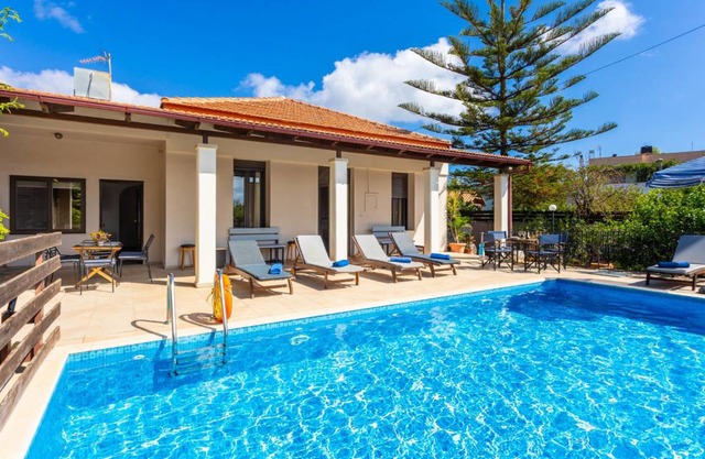 140 m² Villa ∙ 3 bedrooms ∙ 6 guests