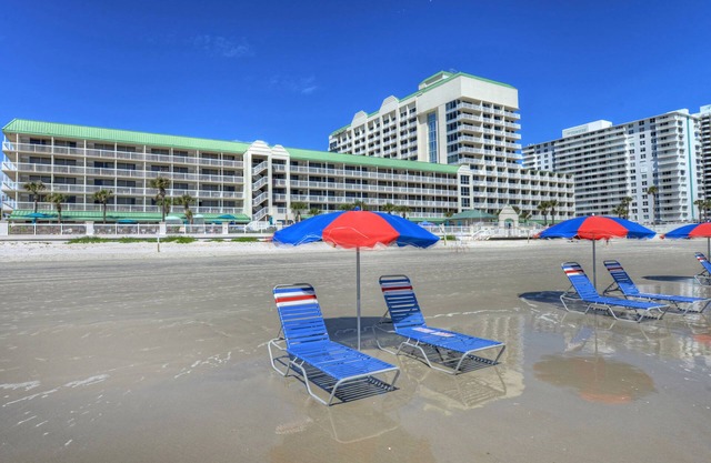 1406- Ocean View - Private Balcony