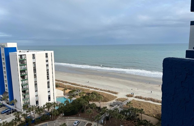 1410 Ocean View 1 bedroom/1 bath condo