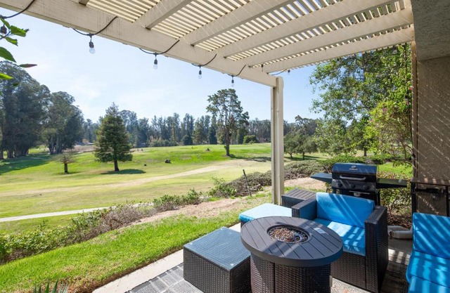 1465 Golf Course Lane
