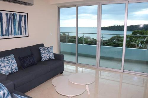 14H - Luxury Resort Panama with Rooftop Pool