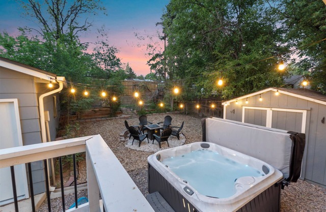 15 Mins To Denver|Hot Tub|Dog Friendly