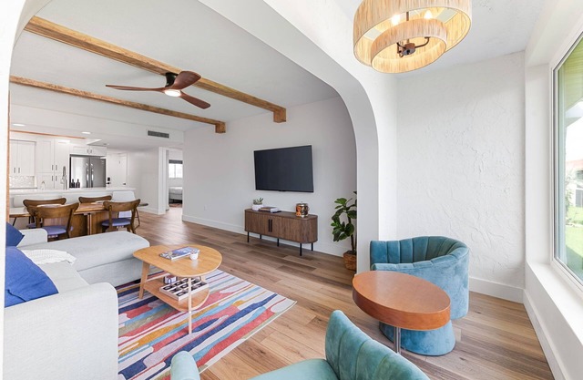 15% Off Sept Stay – Coastal Condo: Beach & Pool!