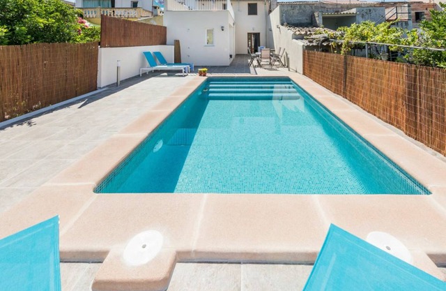 150 m² Accommodation ∙ 3 bedrooms ∙ 6 guests