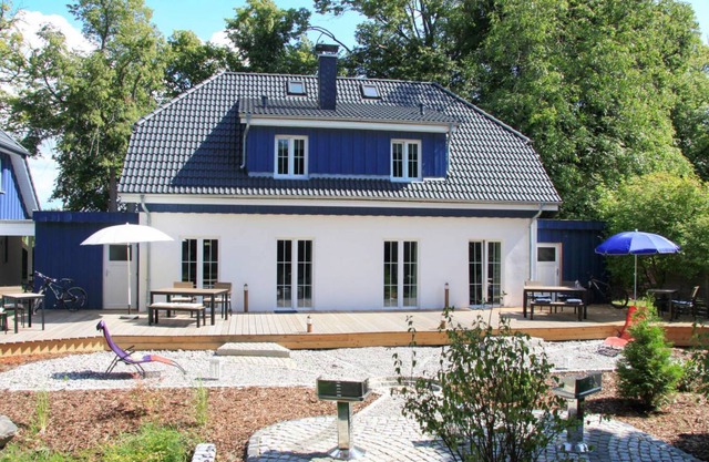 150 m² Apartment ∙ 2 bedrooms ∙ 8 guests