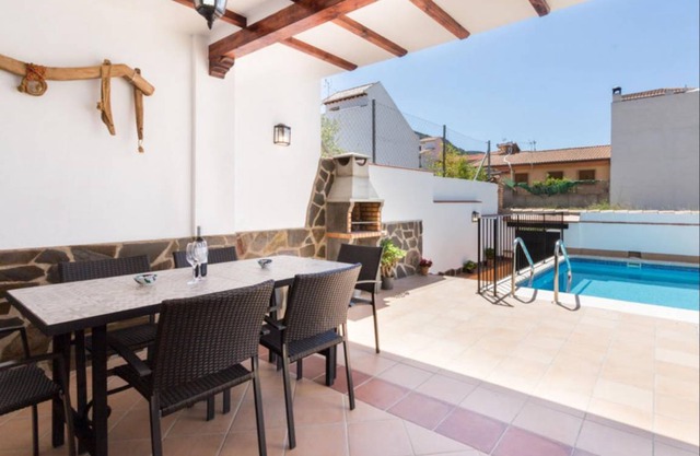 150 m² Cottage ∙ 3 bedrooms ∙ 6 guests