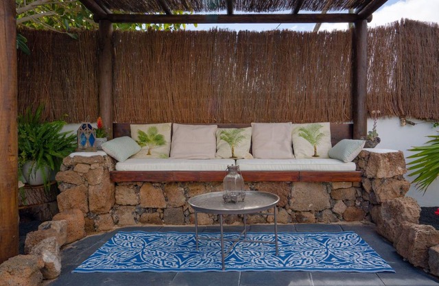150 m² House ∙ 1 bedroom ∙ 2 guests