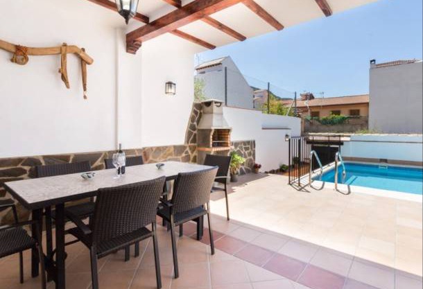 150 m² House ∙ 3 bedrooms ∙ 6 guests