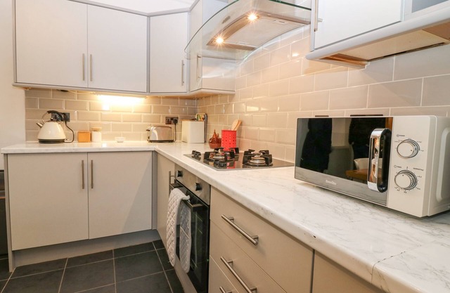 16 MAIN STREET, family friendly, country holiday cottage in Ellon
